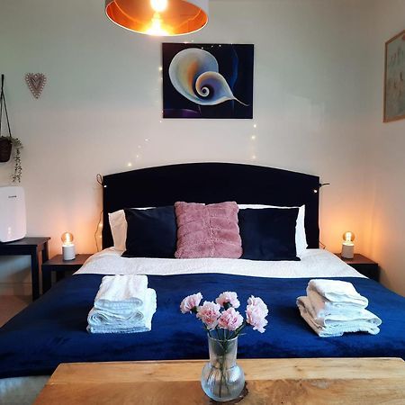 Super King Bedroom With Large Ensuite Hove Exteriér fotografie